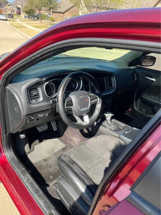 2018 Dodge Charger SRT & 392 7th Gen - Image 6 of 9