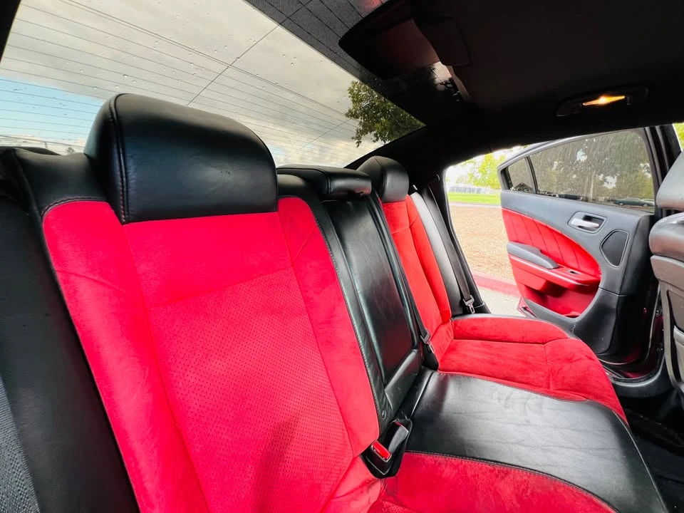 2018 Dodge Charger SRT & 392 7th Gen - Image 11 of 15