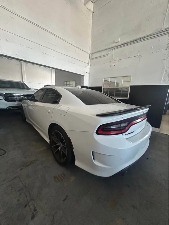 2018 Dodge Charger SRT & 392 7th Gen - Image 2 of 7