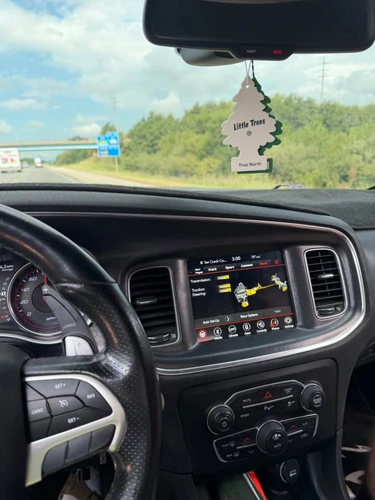 2018 Dodge Charger 7th Gen - Image 6 of 10