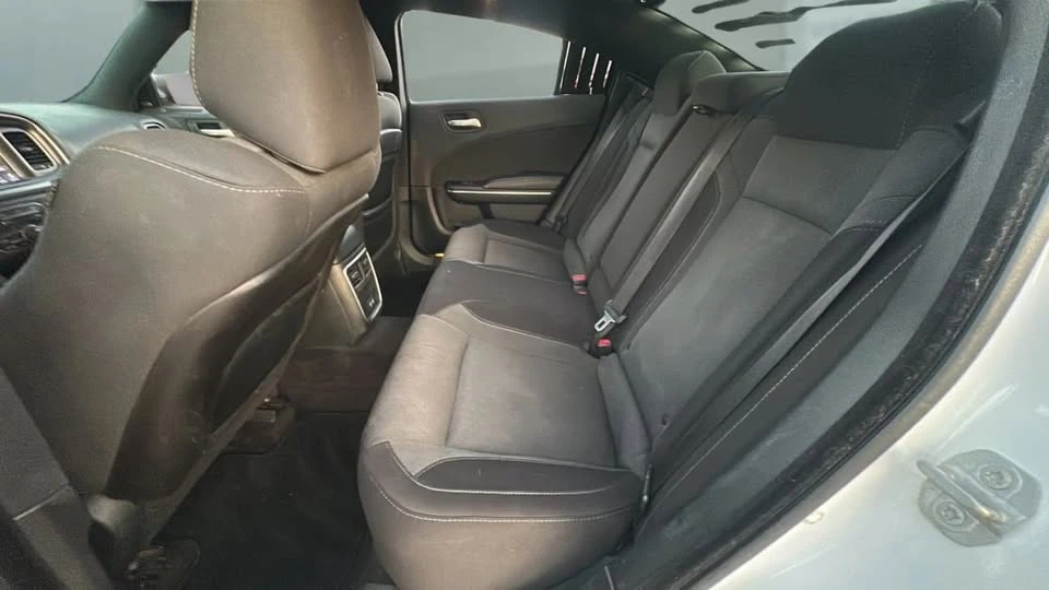 2018 Dodge Charger 7th Gen - Image 11 of 12