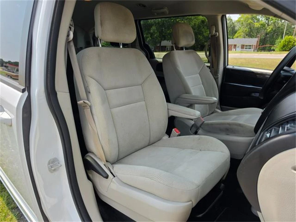 2018 Dodge Caravan - Image 31 of 31