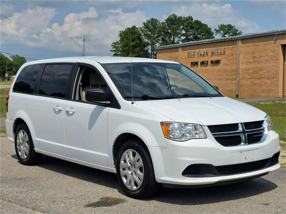 2018 Dodge Caravan - Image 5 of 31