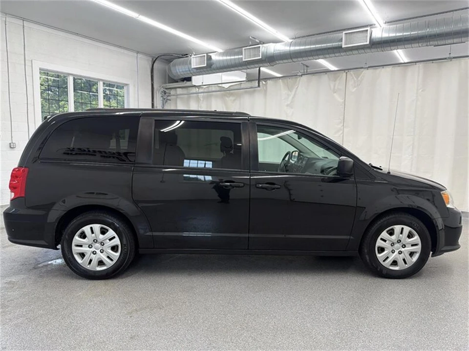 2018 Dodge Caravan - Image 4 of 16