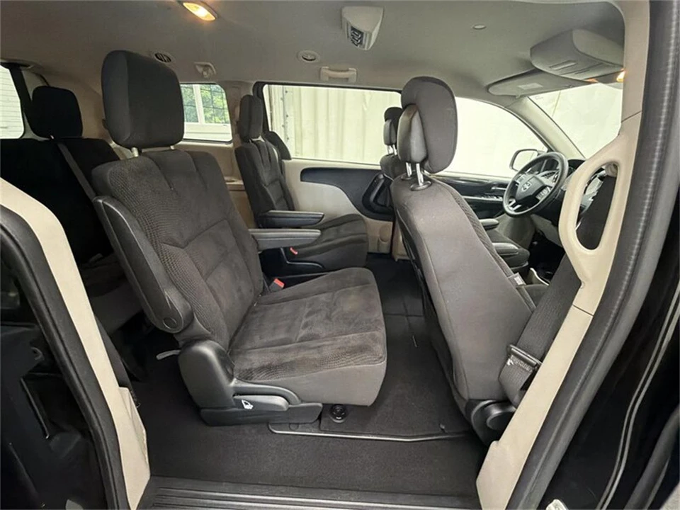 2018 Dodge Caravan - Image 14 of 16
