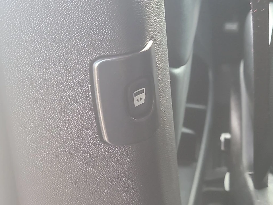 2018 Dodge Caravan - Image 12 of 12