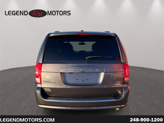 2018 Dodge Caravan - Image 7 of 12