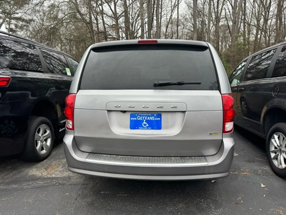 2018 Dodge Caravan - Image 4 of 5