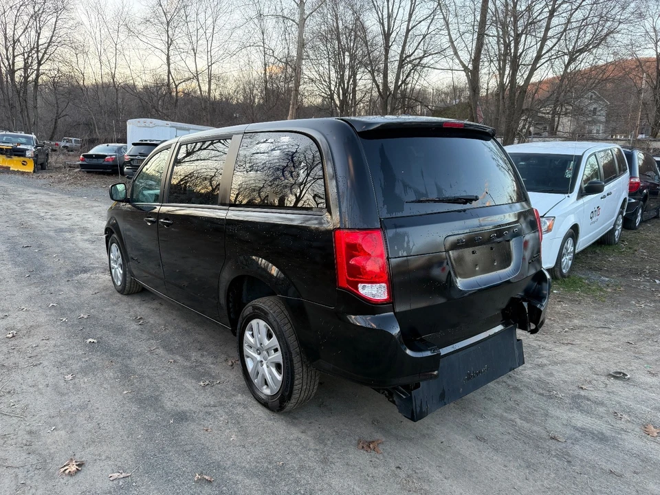 2018 Dodge Caravan - Image 4 of 20