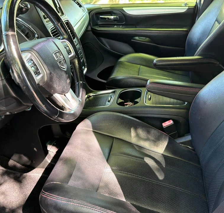 2018 Dodge Caravan - Image 11 of 11