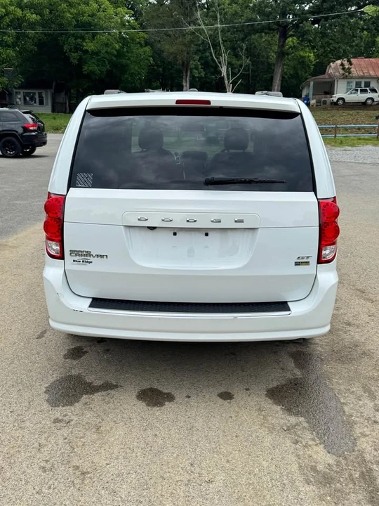 2018 Dodge Caravan - Image 4 of 18