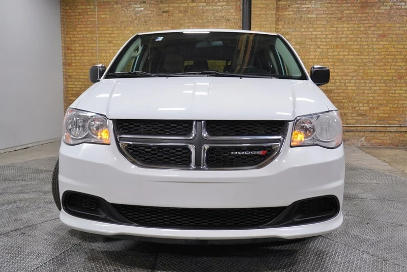 2018 Dodge Caravan - Image 4 of 12