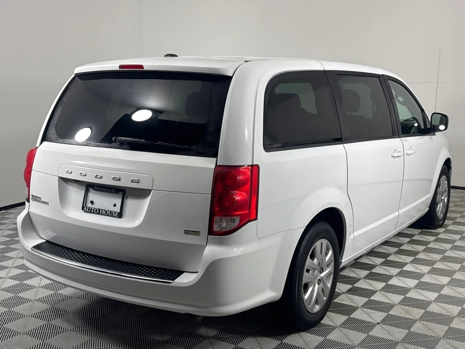 2018 Dodge Caravan - Image 5 of 12