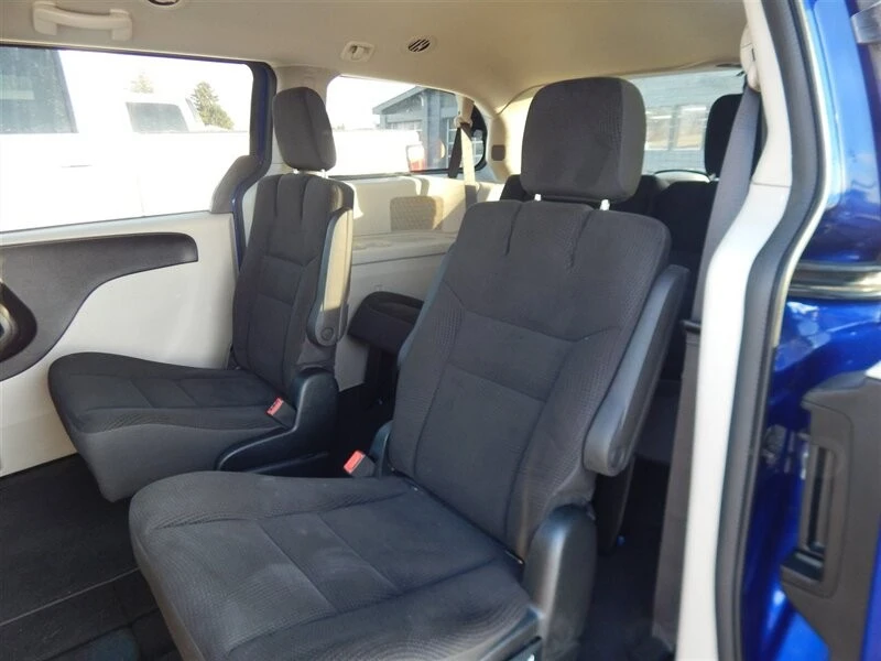 2018 Dodge Caravan - Image 18 of 21