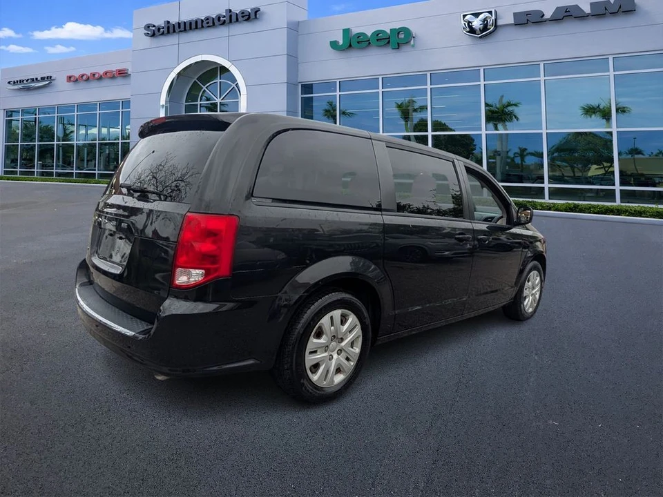 2018 Dodge Caravan - Image 7 of 21