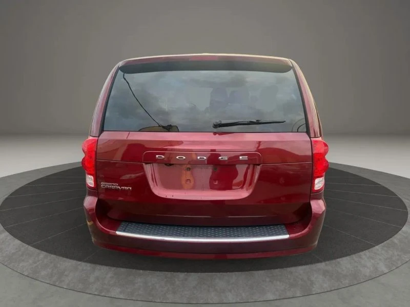 2018 Dodge Caravan - Image 6 of 12