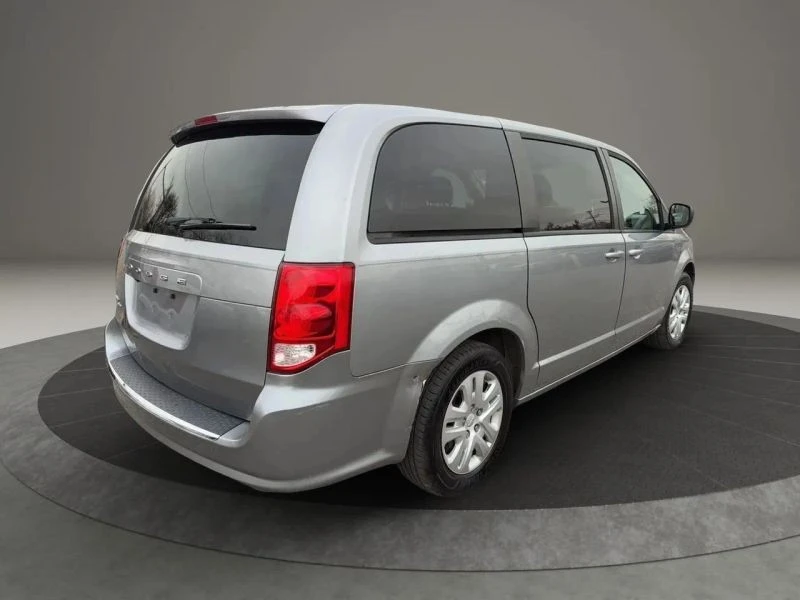 2018 Dodge Caravan - Image 5 of 12