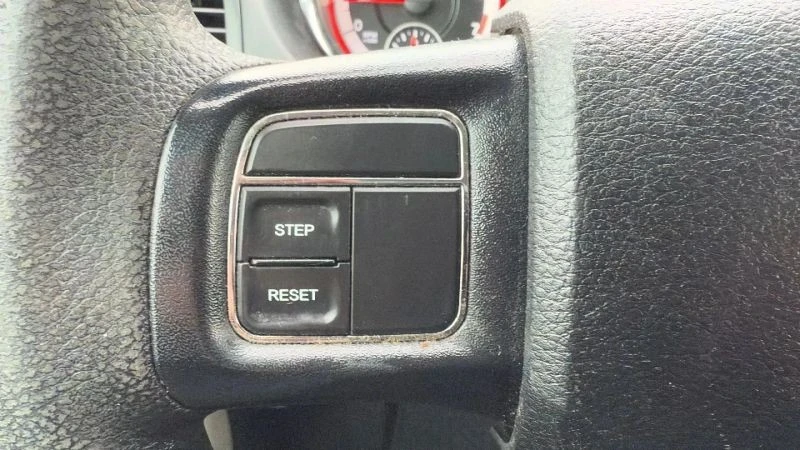 2018 Dodge Caravan - Image 12 of 12