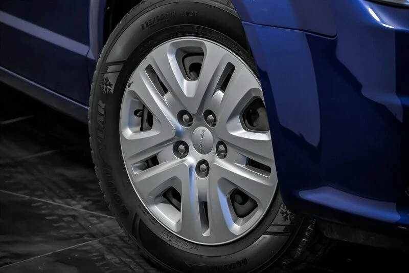 2018 Dodge Caravan - Image 3 of 21
