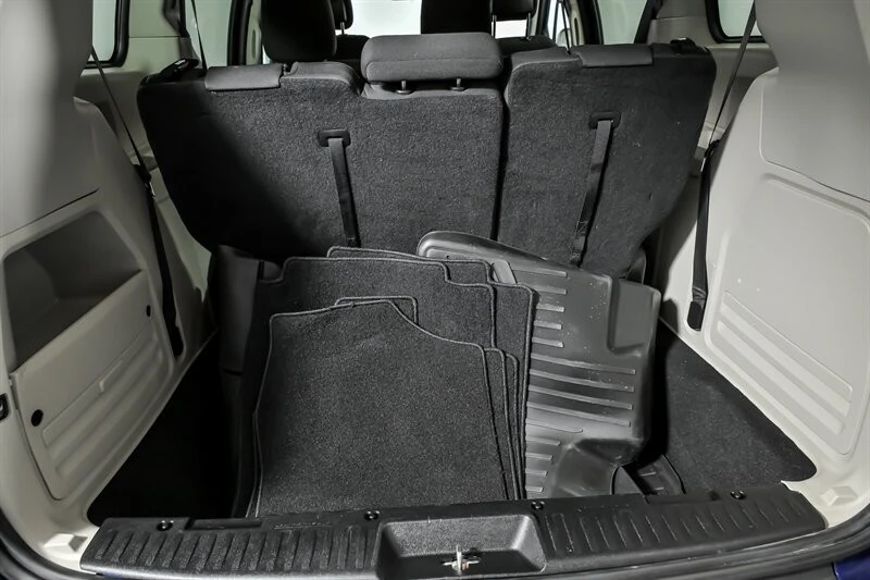 2018 Dodge Caravan - Image 13 of 21