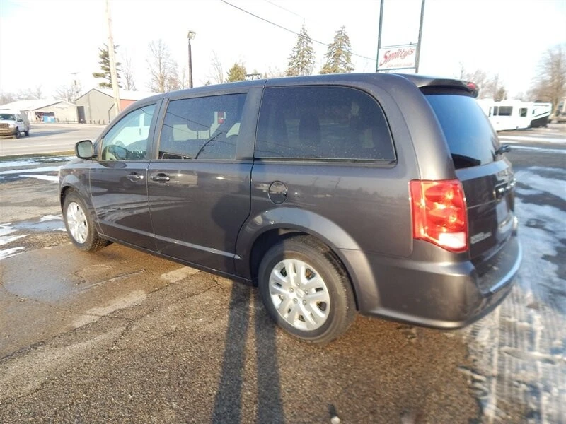 2018 Dodge Caravan - Image 2 of 21