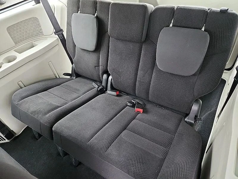 2018 Dodge Caravan - Image 12 of 12