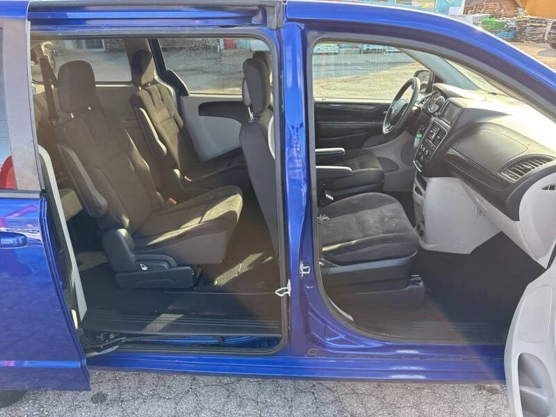 2018 Dodge Caravan - Image 19 of 21