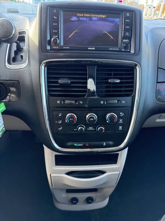 2018 Dodge Caravan - Image 15 of 21