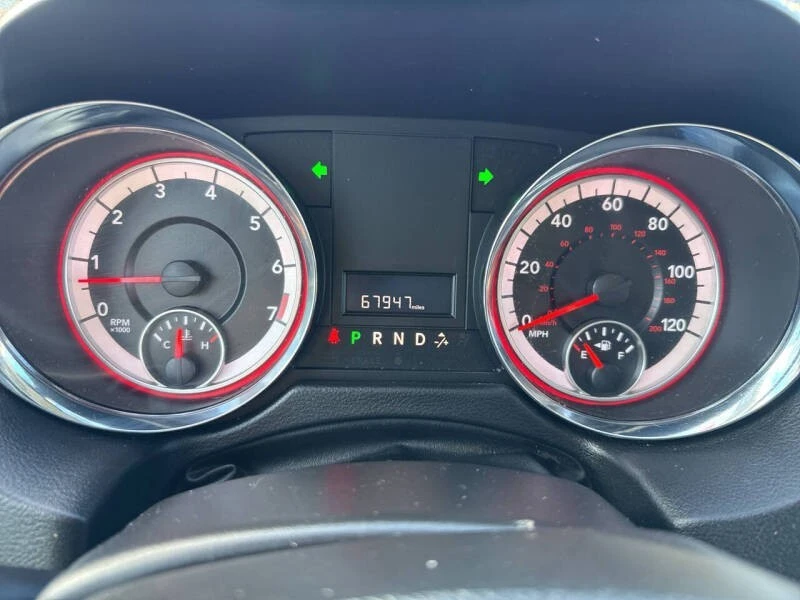 2018 Dodge Caravan - Image 14 of 21