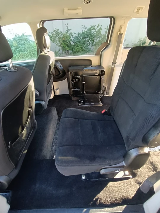 2018 Dodge Caravan - Image 21 of 21
