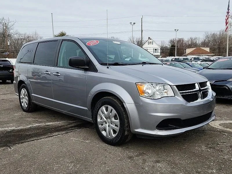 2018 Dodge Caravan - Image 2 of 12