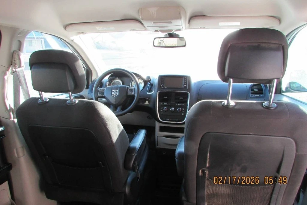 2018 Dodge Caravan - Image 4 of 10