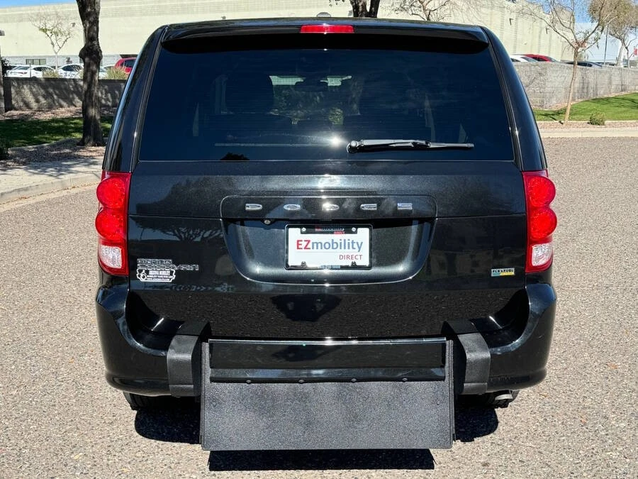 2018 Dodge Caravan - Image 3 of 16