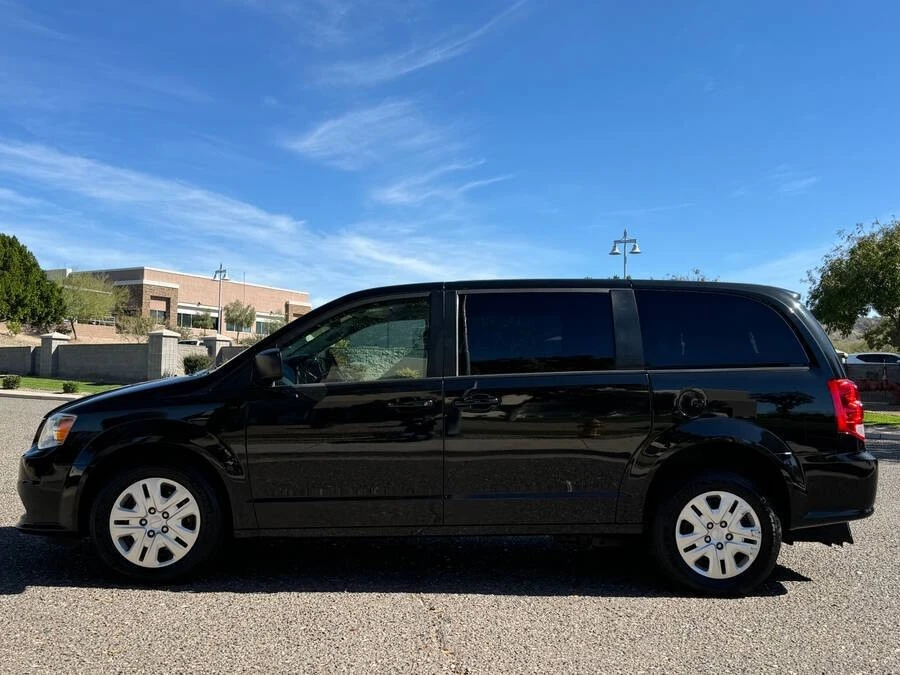 2018 Dodge Caravan - Image 13 of 16