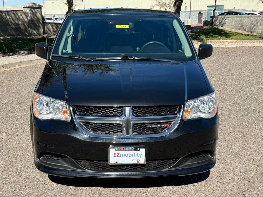 2018 Dodge Caravan - Image 16 of 16