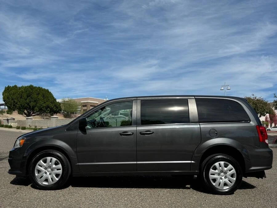 2018 Dodge Caravan - Image 13 of 16