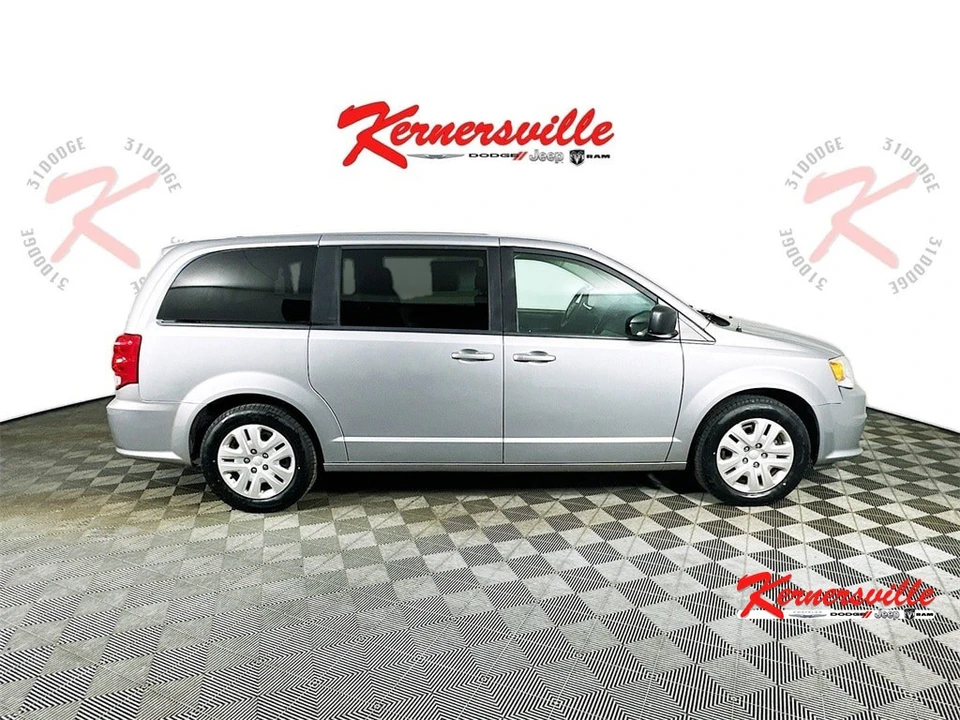 2018 Dodge Caravan - Image 8 of 21