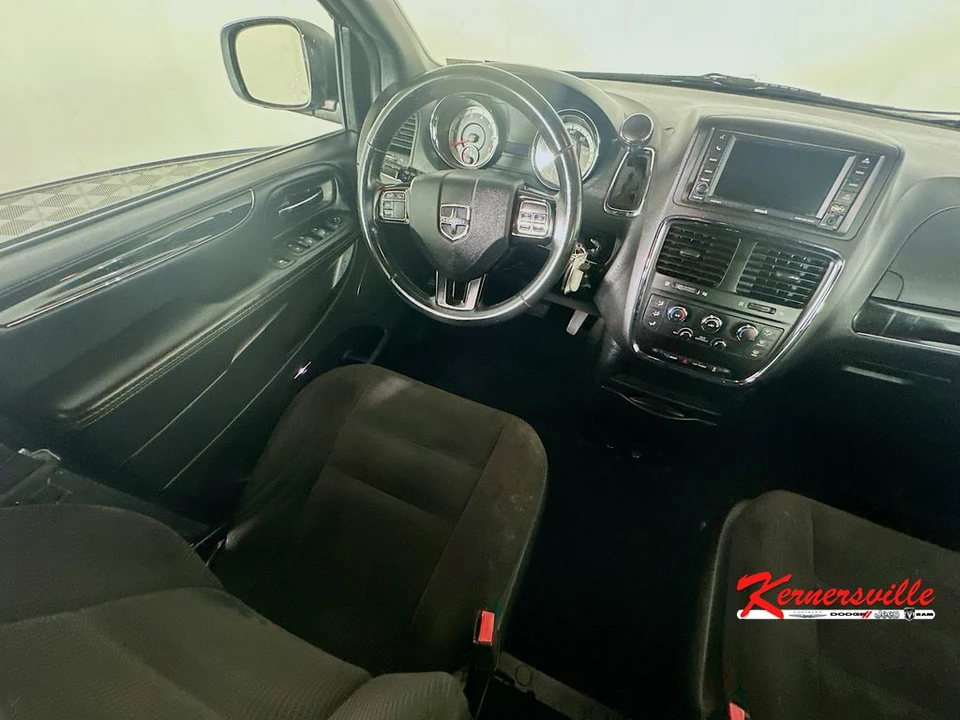 2018 Dodge Caravan - Image 9 of 21
