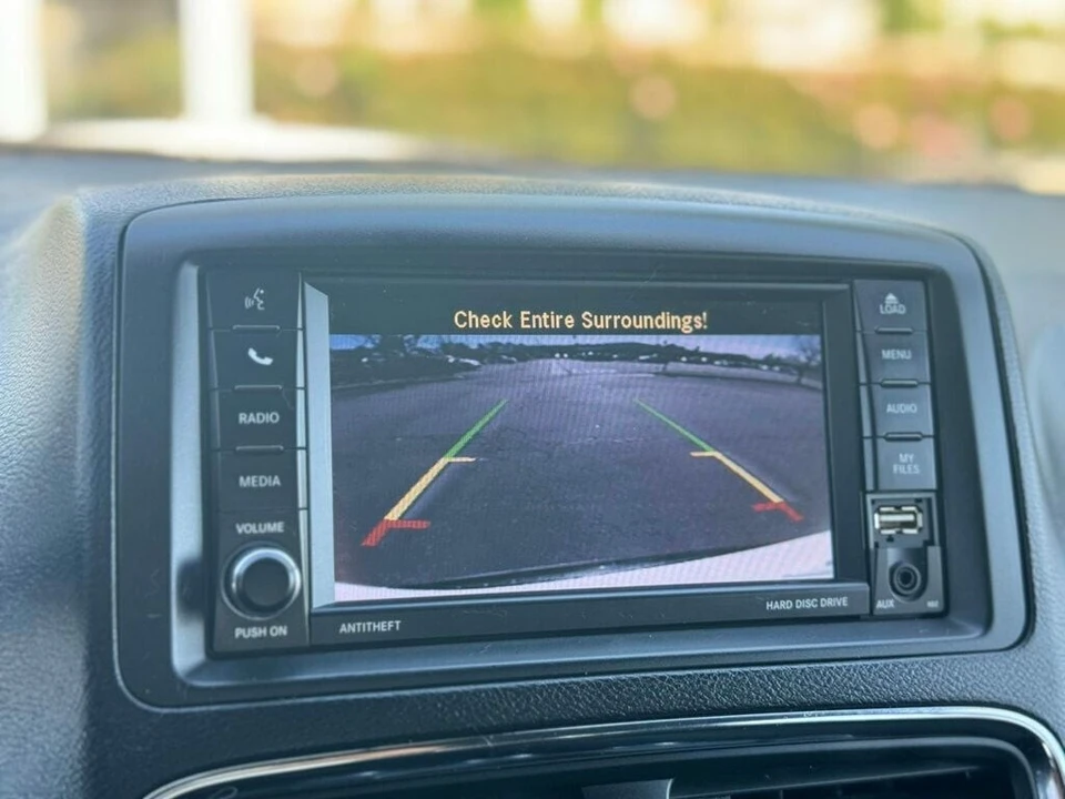 2018 Dodge Caravan - Image 13 of 18