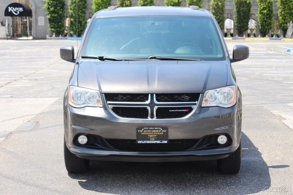 2018 Dodge Caravan - Image 9 of 21
