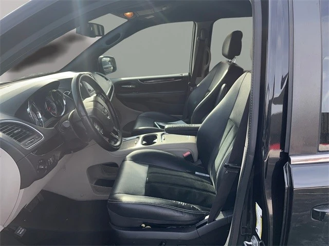 2018 Dodge Caravan - Image 12 of 12