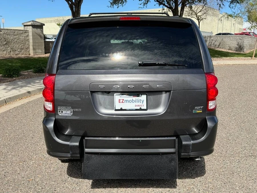 2018 Dodge Caravan - Image 3 of 16