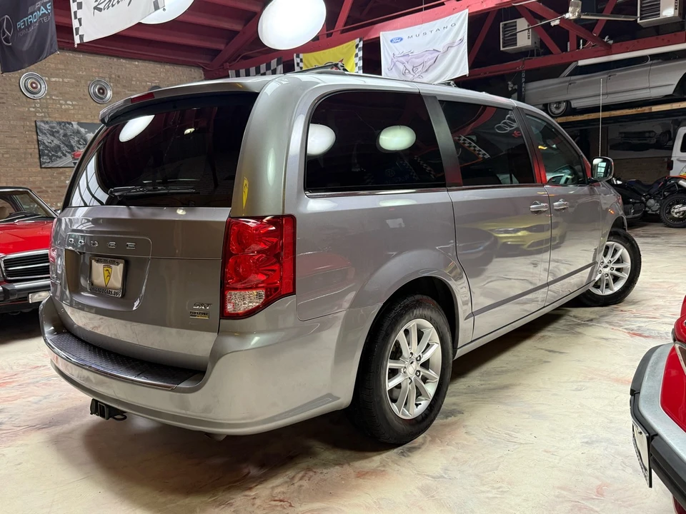 2018 Dodge Caravan - Image 4 of 21