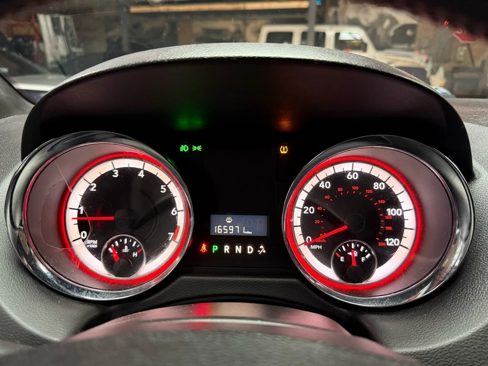 2018 Dodge Caravan - Image 13 of 21