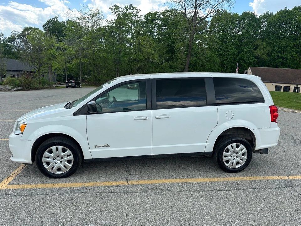 2018 Dodge Caravan - Image 3 of 18