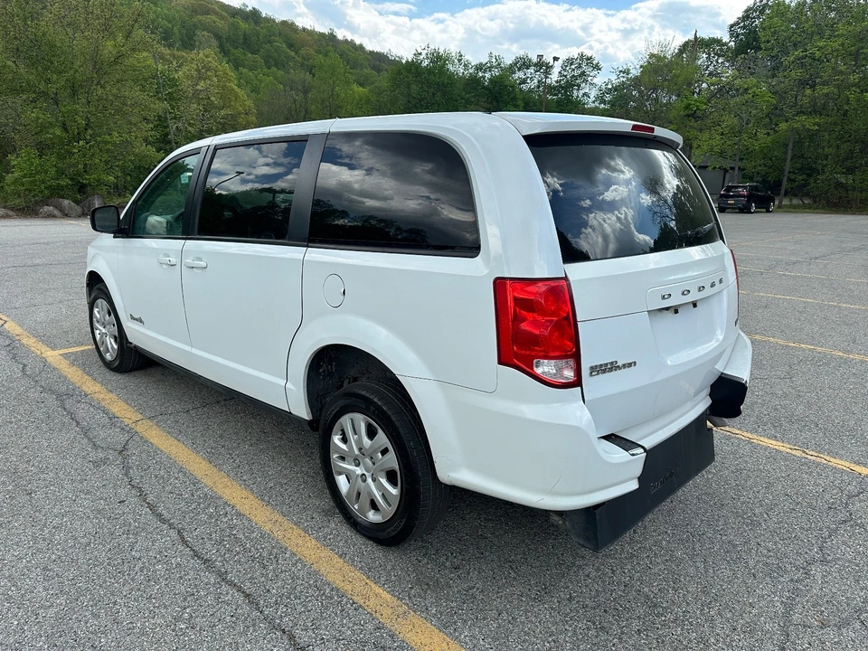 2018 Dodge Caravan - Image 4 of 18