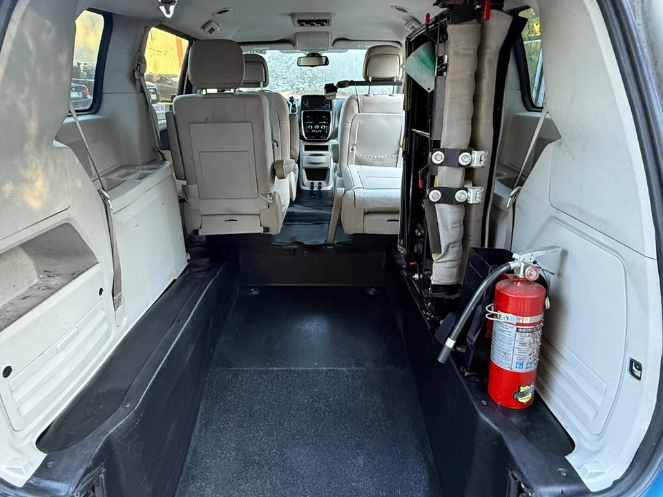 2018 Dodge Caravan - Image 15 of 18