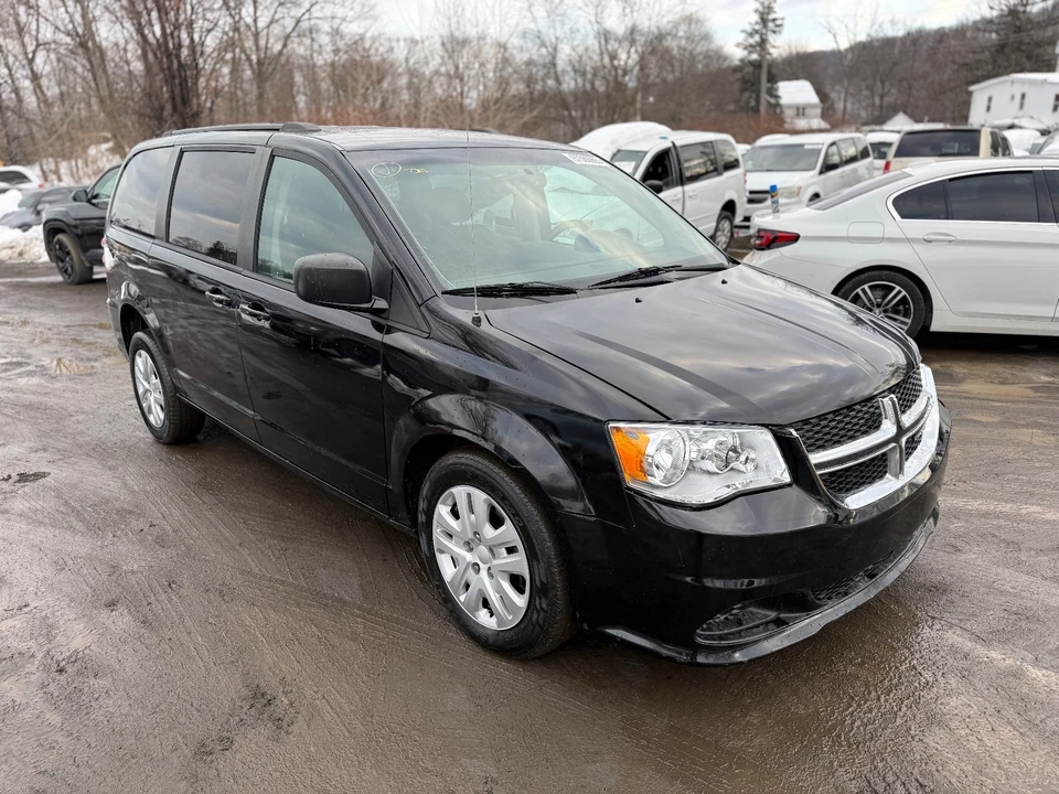 2018 Dodge Caravan - Image 6 of 16