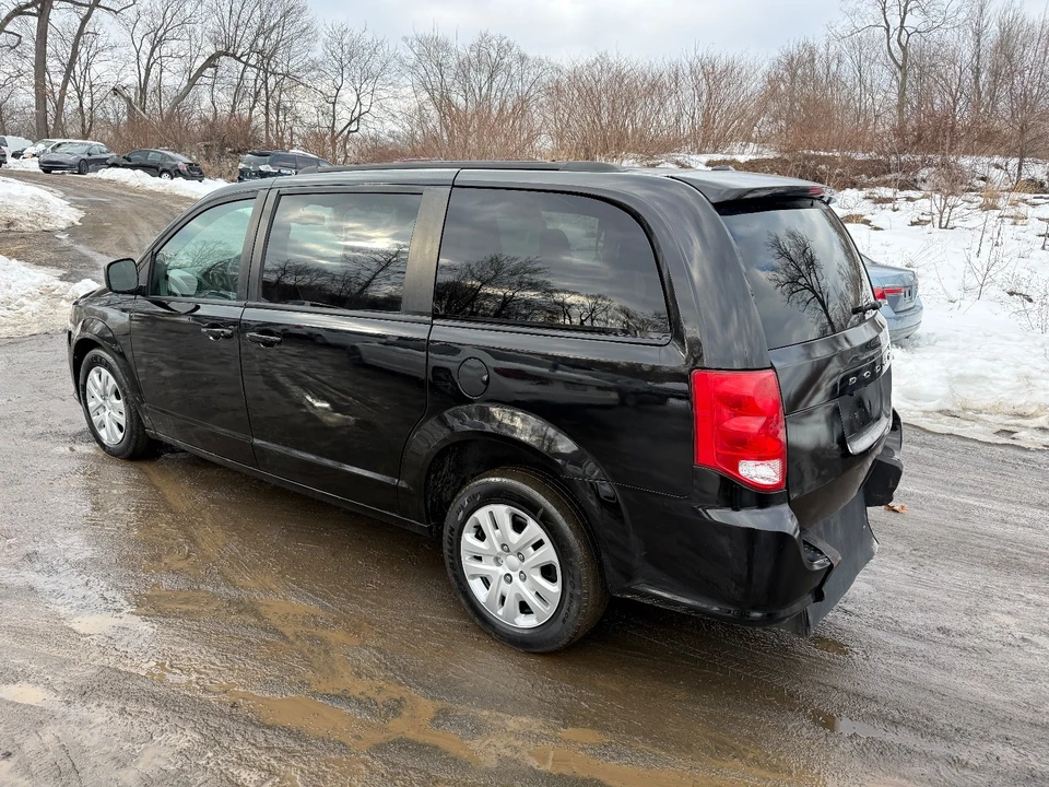 2018 Dodge Caravan - Image 3 of 16