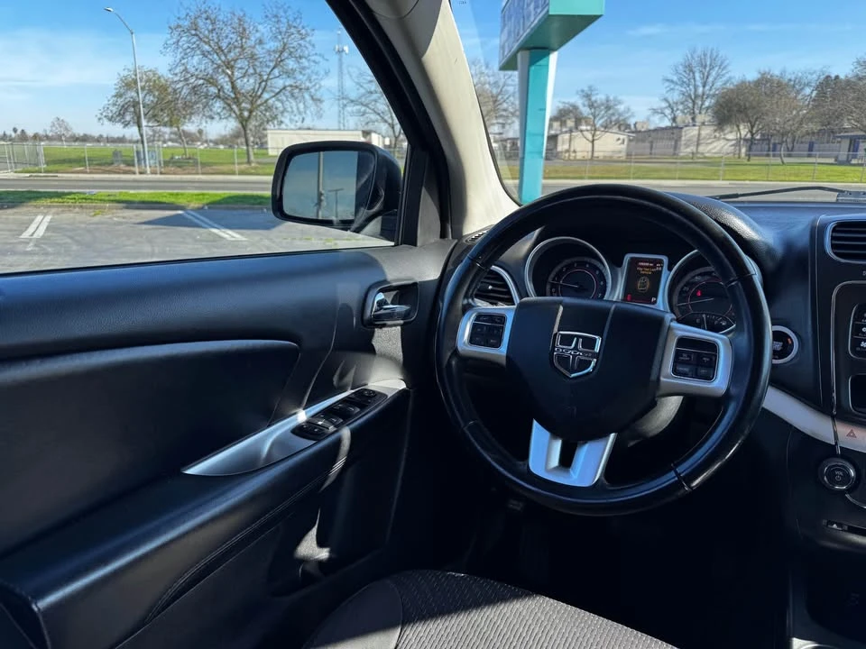 2018 Dodge Journey - Image 18 of 19